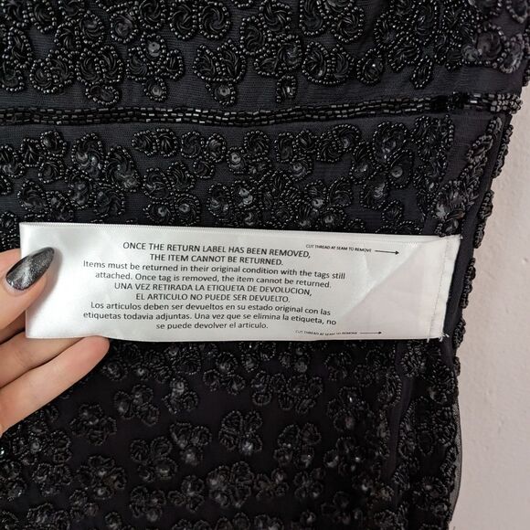 NWT Mac Duggal black sequin embellished floral flutter sleeve midi dress - Picture 4 of 6